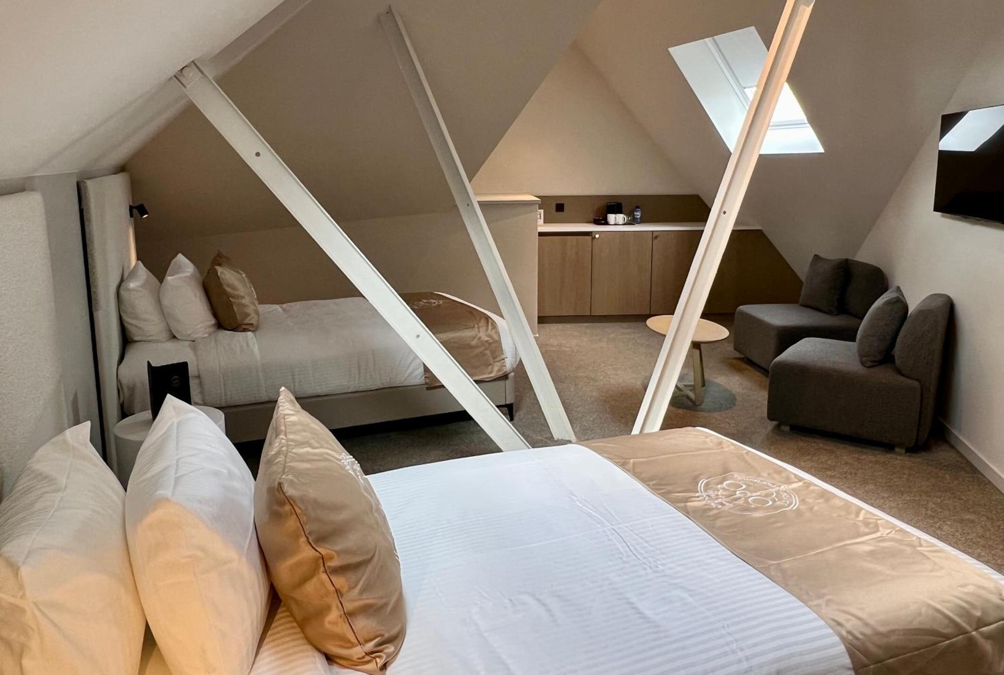 Opo Hotel Bryssel Exteriör bild